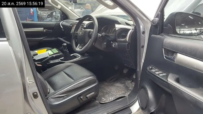 2020 Toyota Hilux Revo – 10