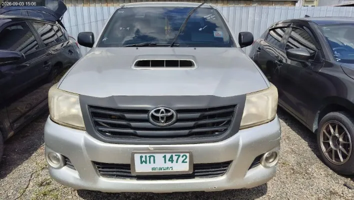 2013 Toyota Hilux Vigo – 1