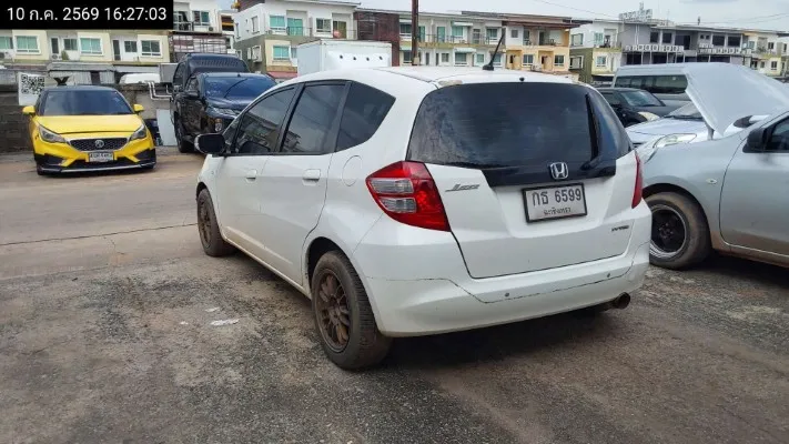 2009 Honda Jazz – 6