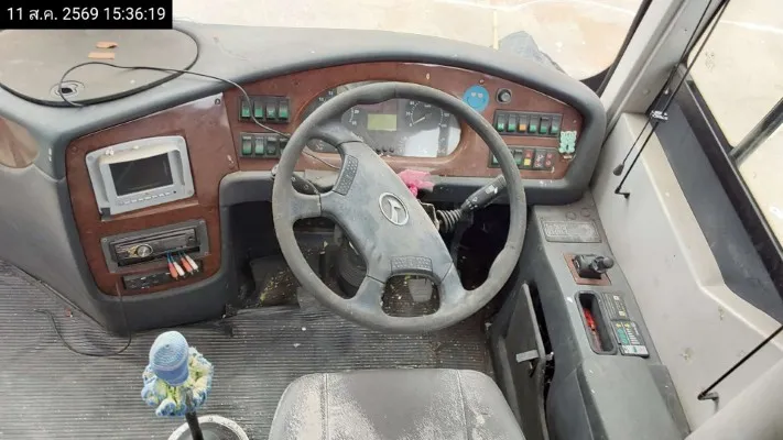 2013 King Long XMQ6900D – 10