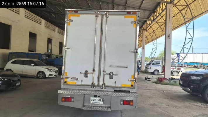 2023 Isuzu NLR – 4