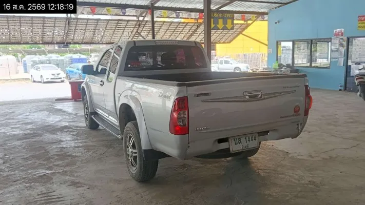 2011 Isuzu D-Max – 6
