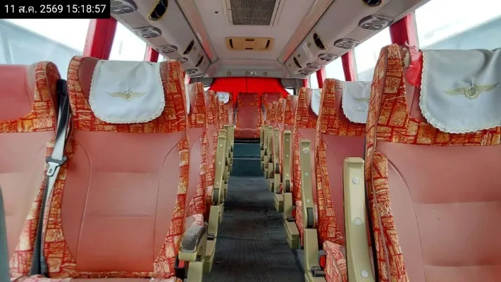 2013 King Long XMQ6900D – 8