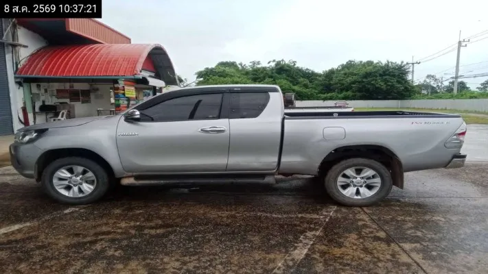2016 Toyota Hilux Revo – 7