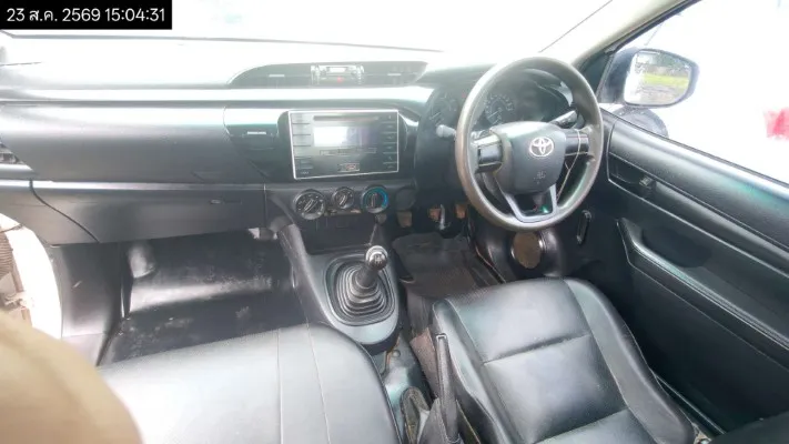 2016 Toyota Hilux Revo – 7