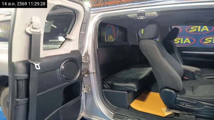2020 Toyota Hilux Revo – 10