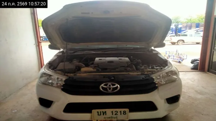 2016 Toyota Hilux Revo – 12