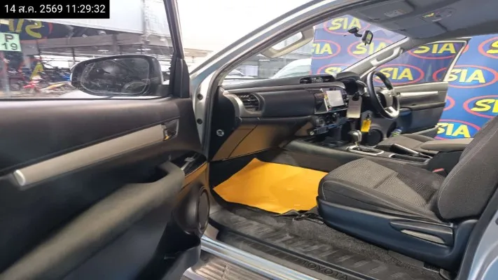 2020 Toyota Hilux Revo – 12