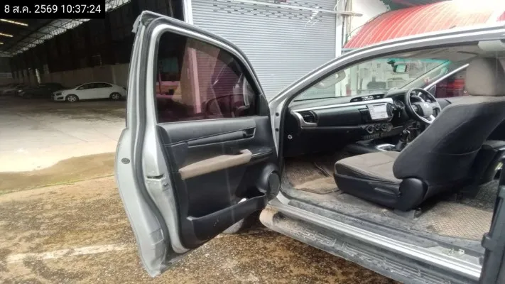 2016 Toyota Hilux Revo – 12