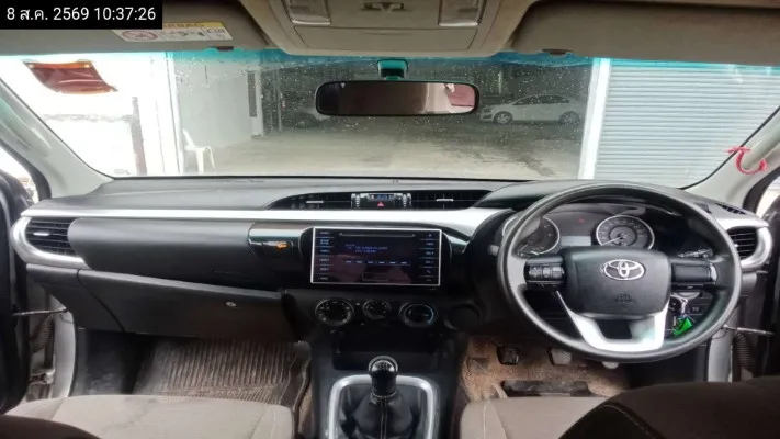 2016 Toyota Hilux Revo – 10