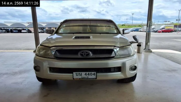 2010 Toyota Hilux Vigo – 1