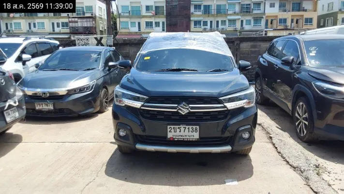 2021 Suzuki XL7 – 1