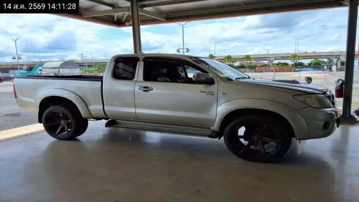 2010 Toyota Hilux Vigo – 8
