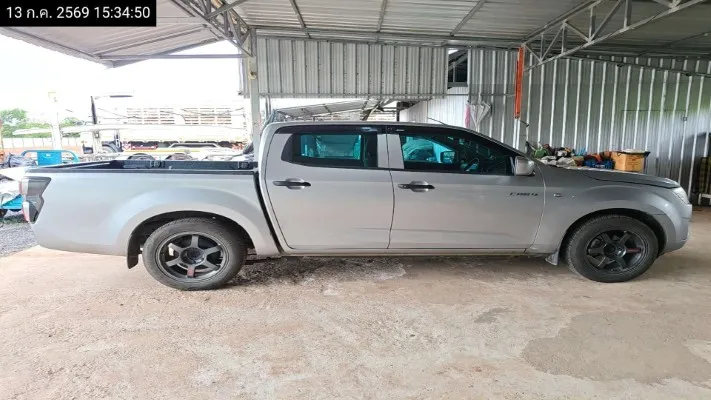 2021 Isuzu D-Max – 7