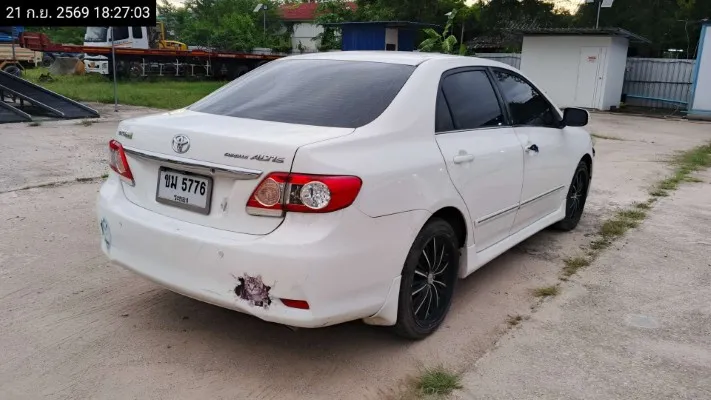 2011 Toyota Corolla Altis – 5