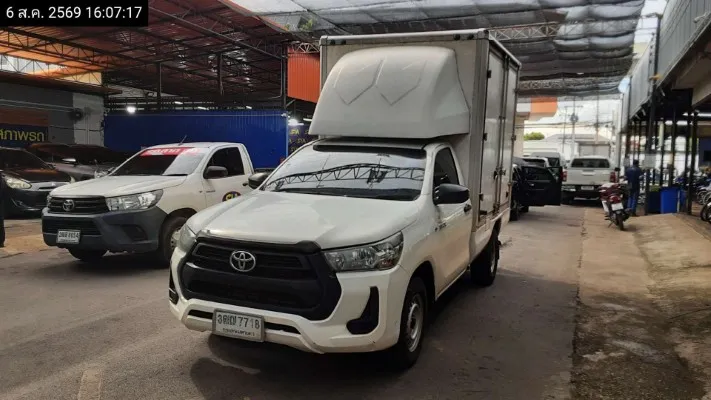 2020 Toyota Hilux Revo – 2