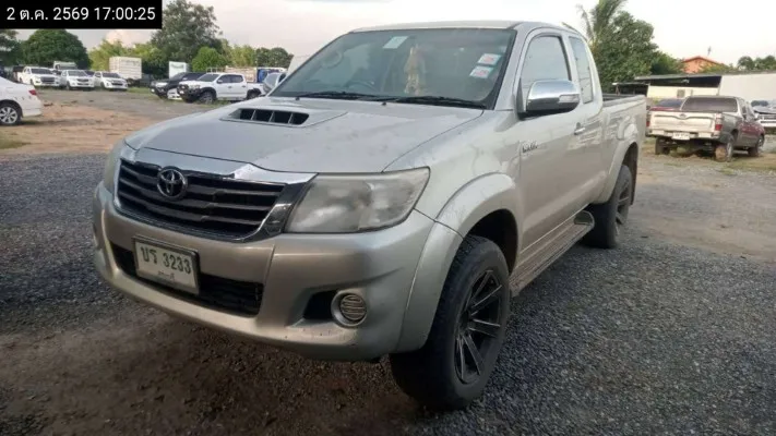 2013 Toyota Hilux Vigo – 2