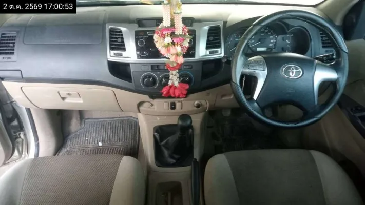 2013 Toyota Hilux Vigo – 10