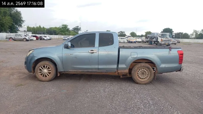 2012 Isuzu D-Max – 7