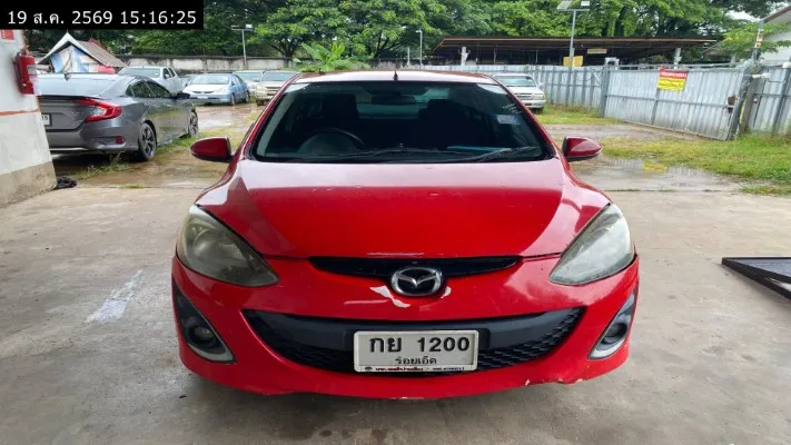 2013 Mazda Mazda2 – 1