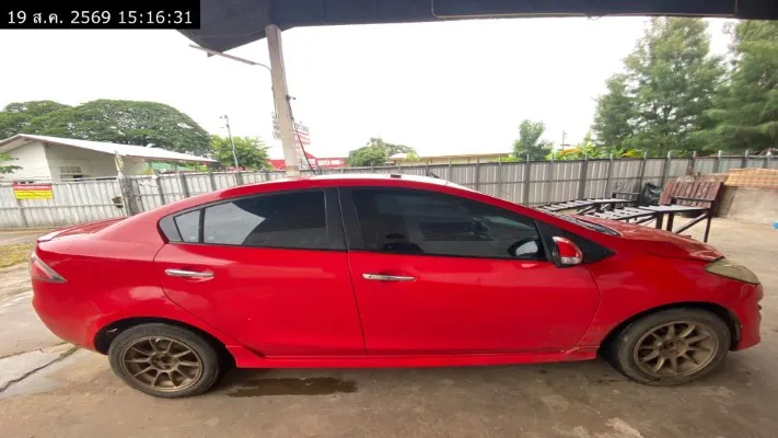 2013 Mazda Mazda2 – 8