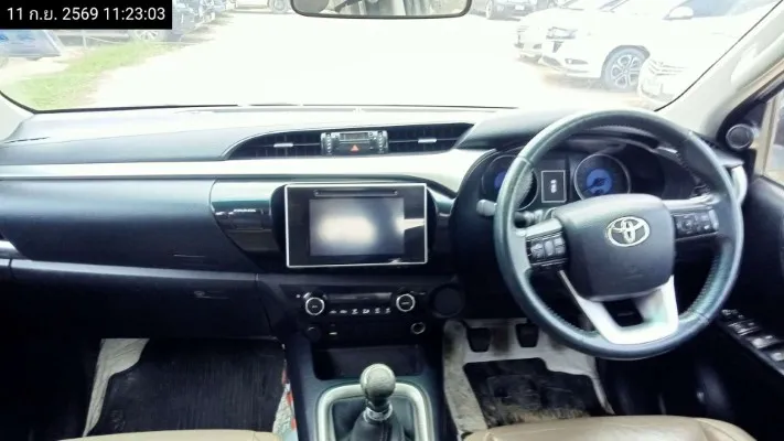 2016 Toyota Hilux Revo – 10
