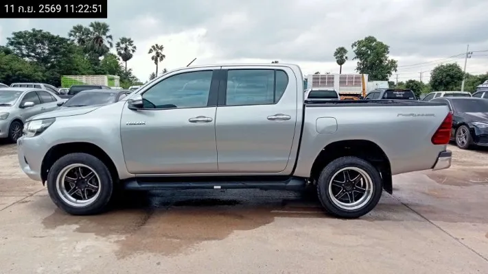 2016 Toyota Hilux Revo – 7