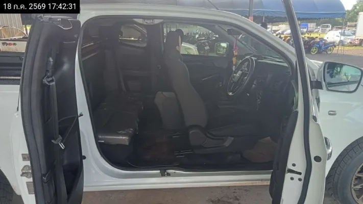 2022 Isuzu D-Max – 12