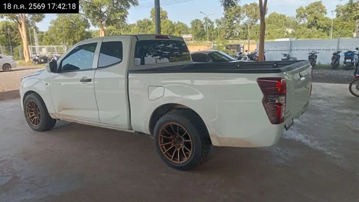 2022 Isuzu D-Max – 6