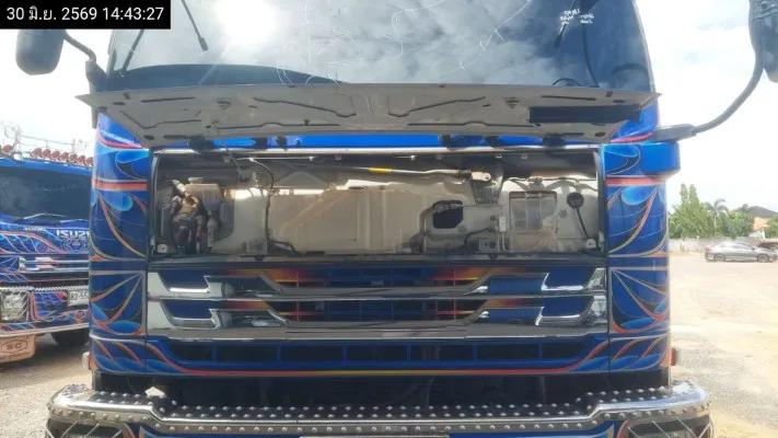 2024 Isuzu FXZ360 – 12