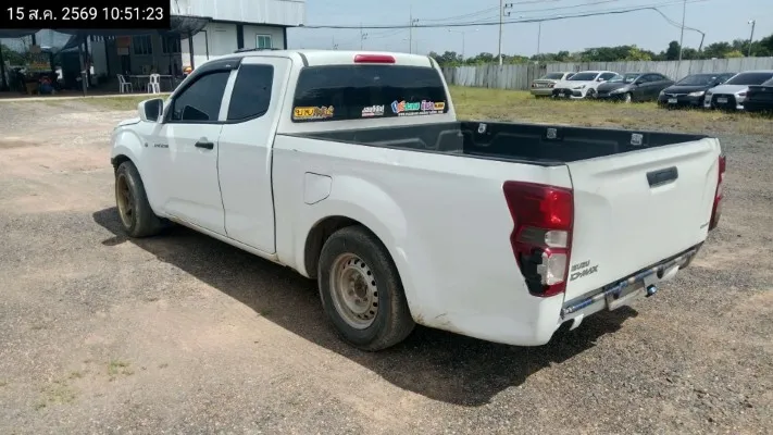 2022 Isuzu D-Max – 6