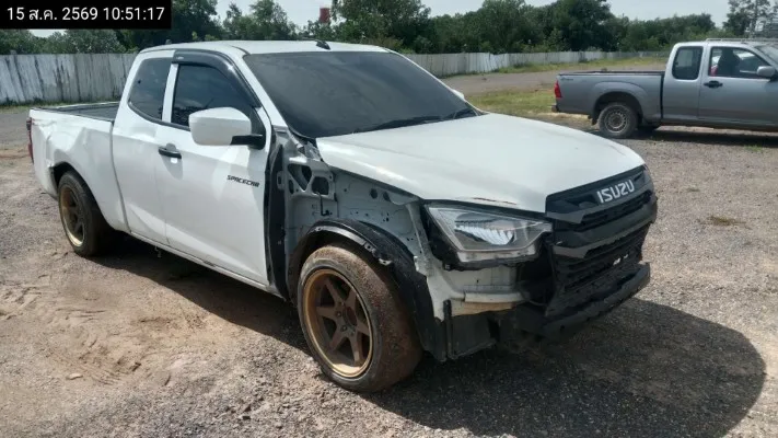 2022 Isuzu D-Max – 3