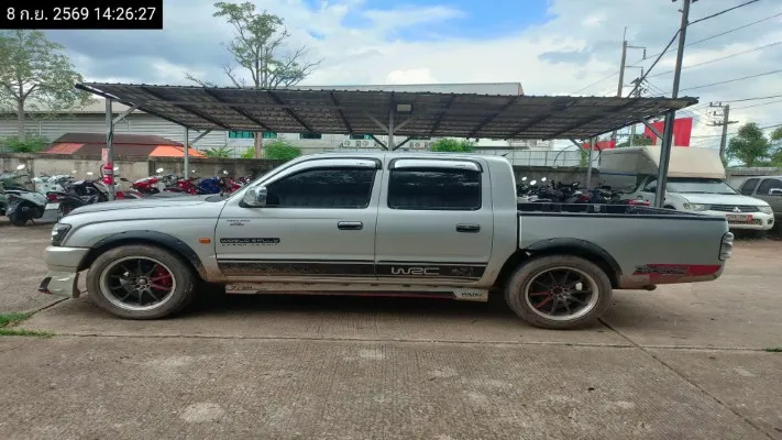 2003 Toyota Hilux Tiger – 7