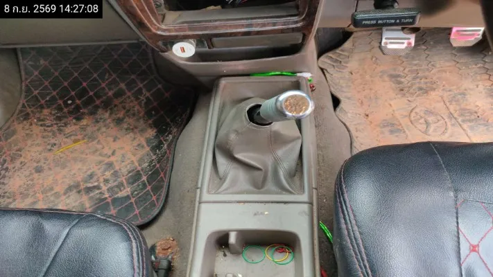 2003 Toyota Hilux Tiger – 10