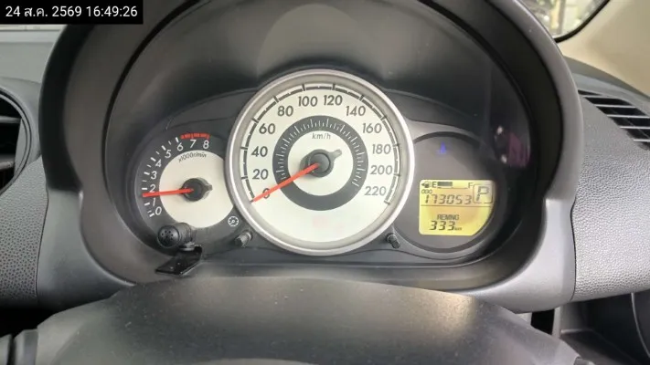 2011 Mazda Mazda2 – 10
