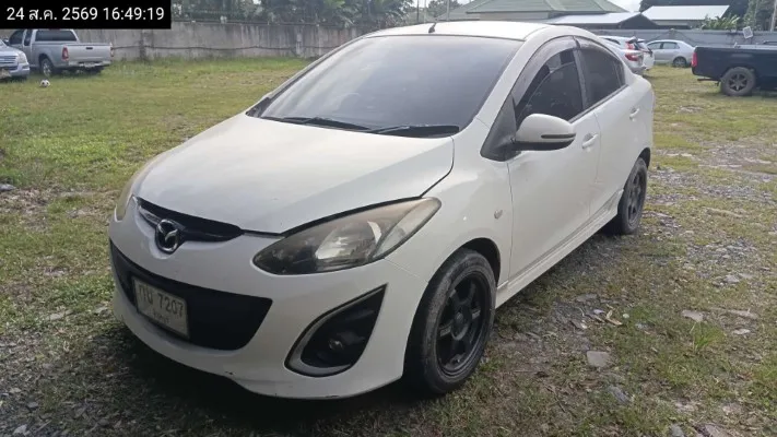 2011 Mazda Mazda2 – 2