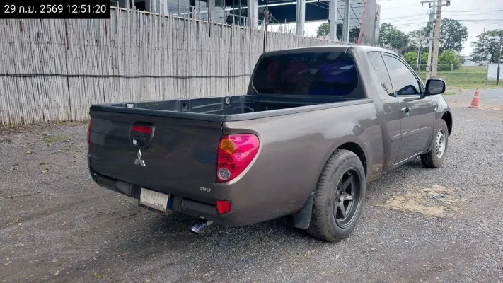 2014 Mitsubishi Triton – 5