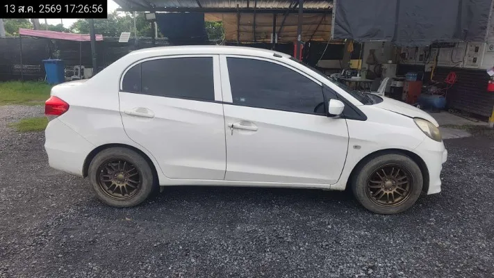 2013 Honda Brio Amaze – 8