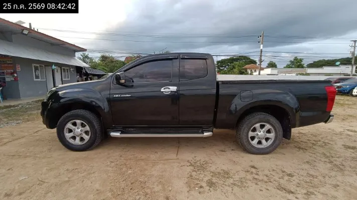 2017 Isuzu D-Max – 7