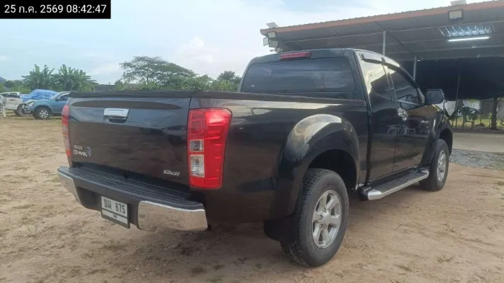 2017 Isuzu D-Max – 5