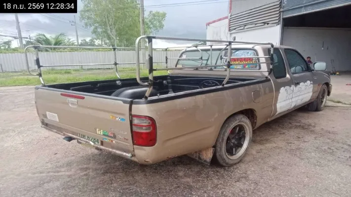 2002 Toyota Hilux Tiger – 5