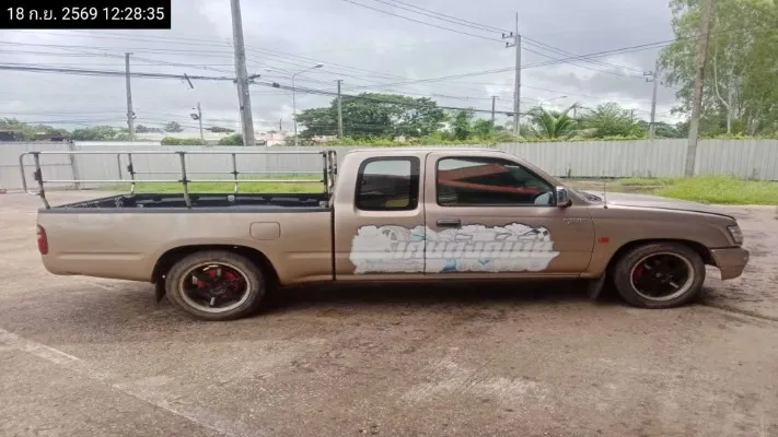 2002 Toyota Hilux Tiger – 8