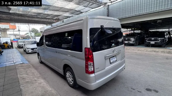 2021 Toyota Commuter – 5
