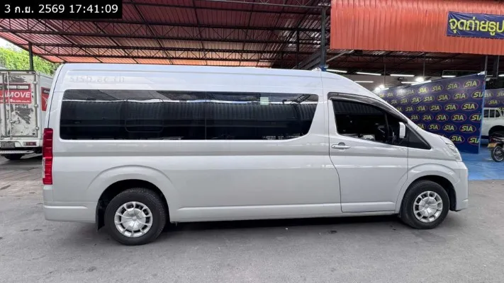 2021 Toyota Commuter – 8