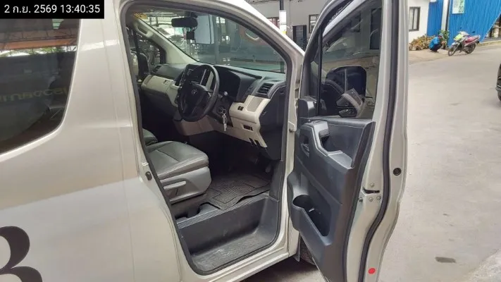 2021 Toyota Commuter – 11