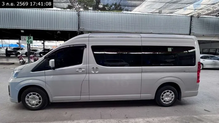 2021 Toyota Commuter – 7