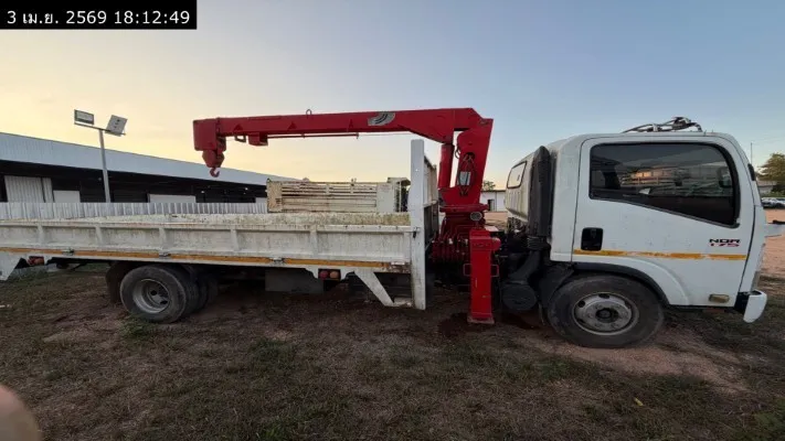 2013 Isuzu NQR – 7