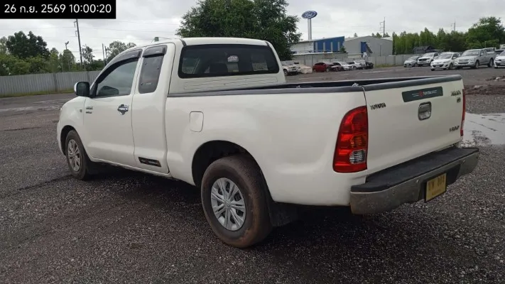 2011 Toyota Hilux Vigo – 6