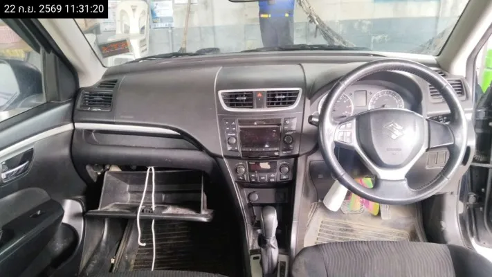 2012 Suzuki Swift – 12