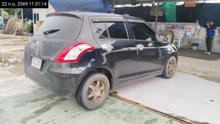 2012 Suzuki Swift – 5
